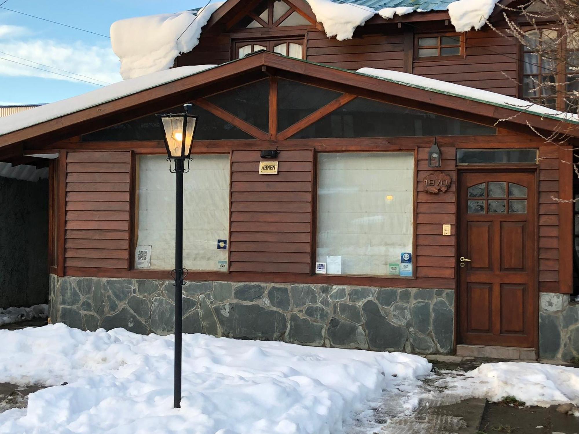 Departamentos Ahnen Apartment Ушуая Екстериор снимка